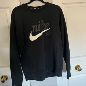 nike crewneck
